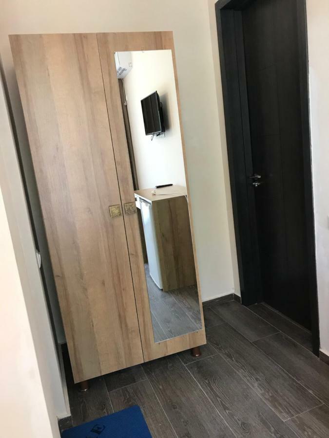 Hotel Charli 高尼奥 外观 照片