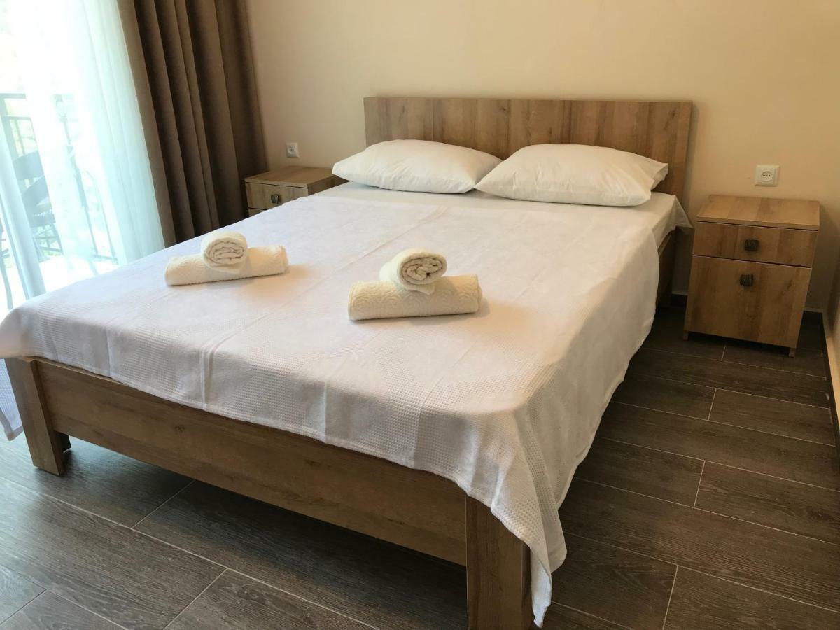 Hotel Charli 高尼奥 外观 照片