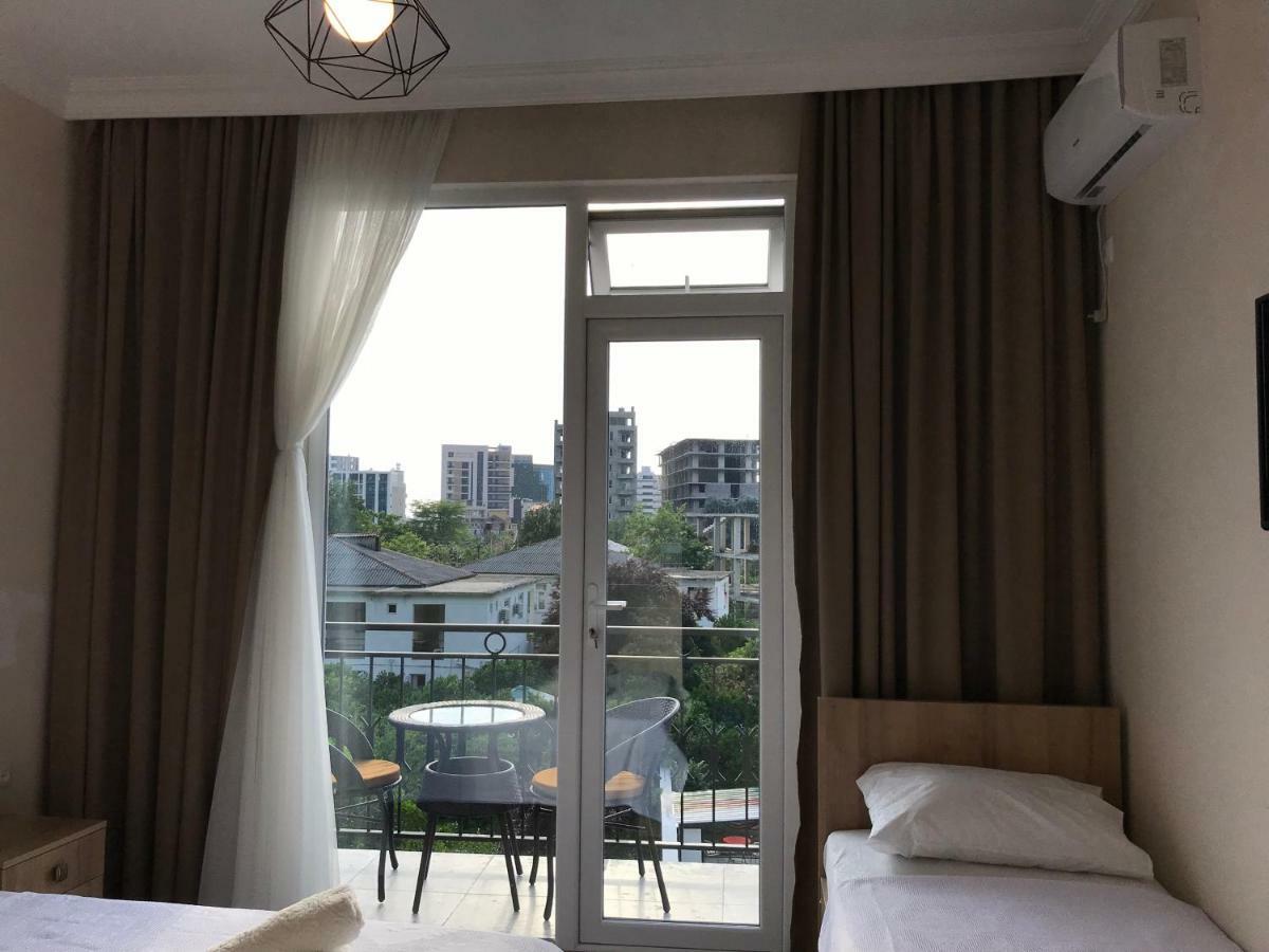 Hotel Charli 高尼奥 外观 照片
